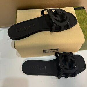 Gucci Women’s Black Marmont Rubber Slides - Size 9